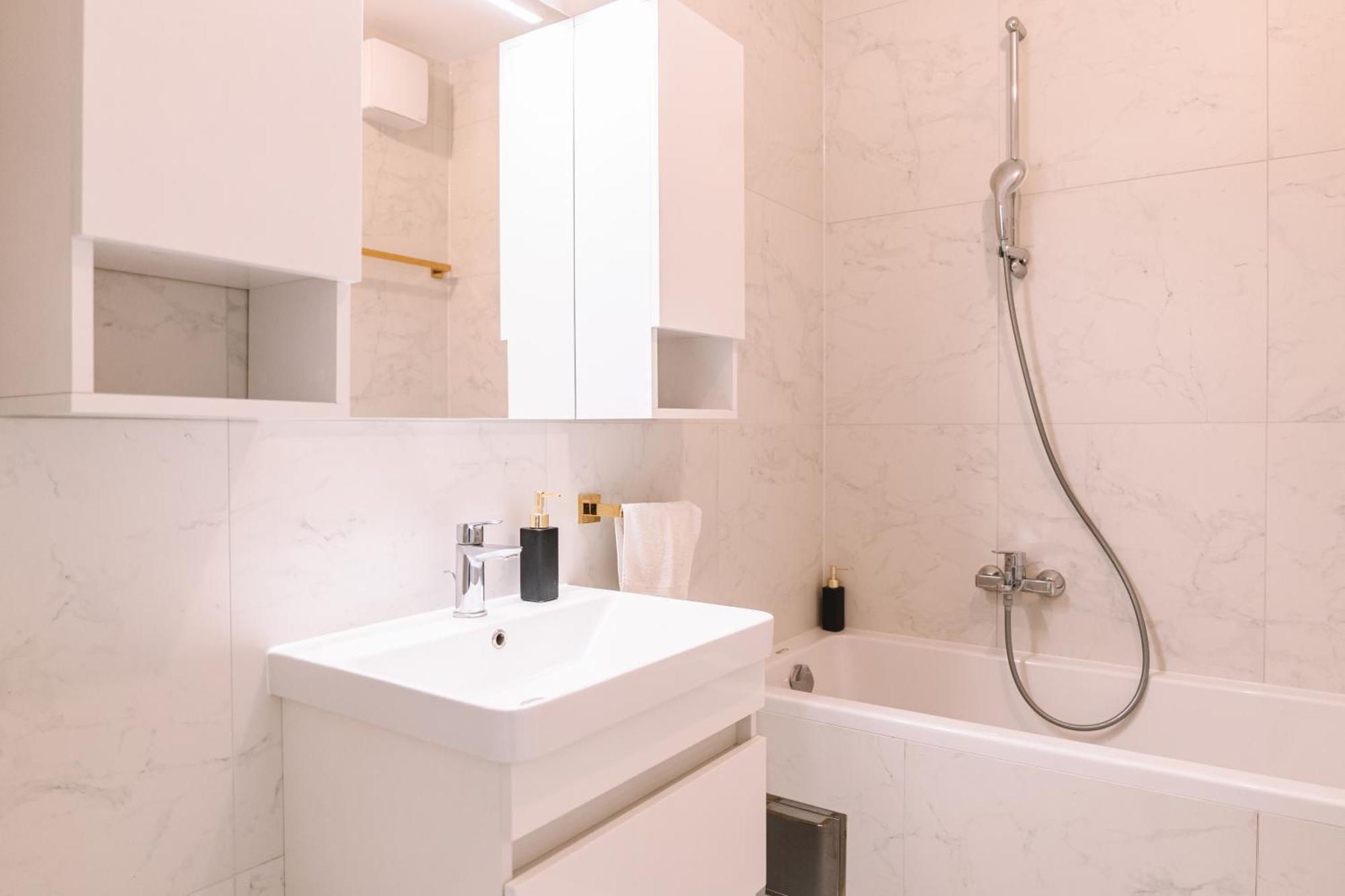 Flexible Selfcheckins 66 - Zagreb - Loggia - 80M2 - New - Luxury - Garage - 2 Bedrooms Zewnętrze zdjęcie